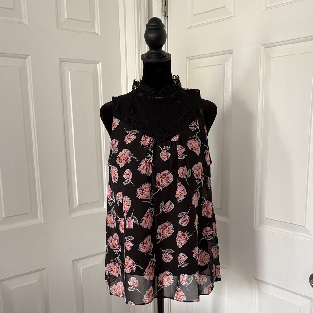 Iz Byer black and pink floral lace neckline sleeveless blouse.